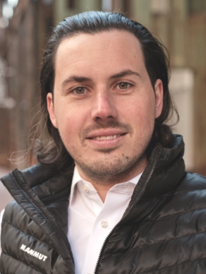 Dr.  Lorenzo Candioti